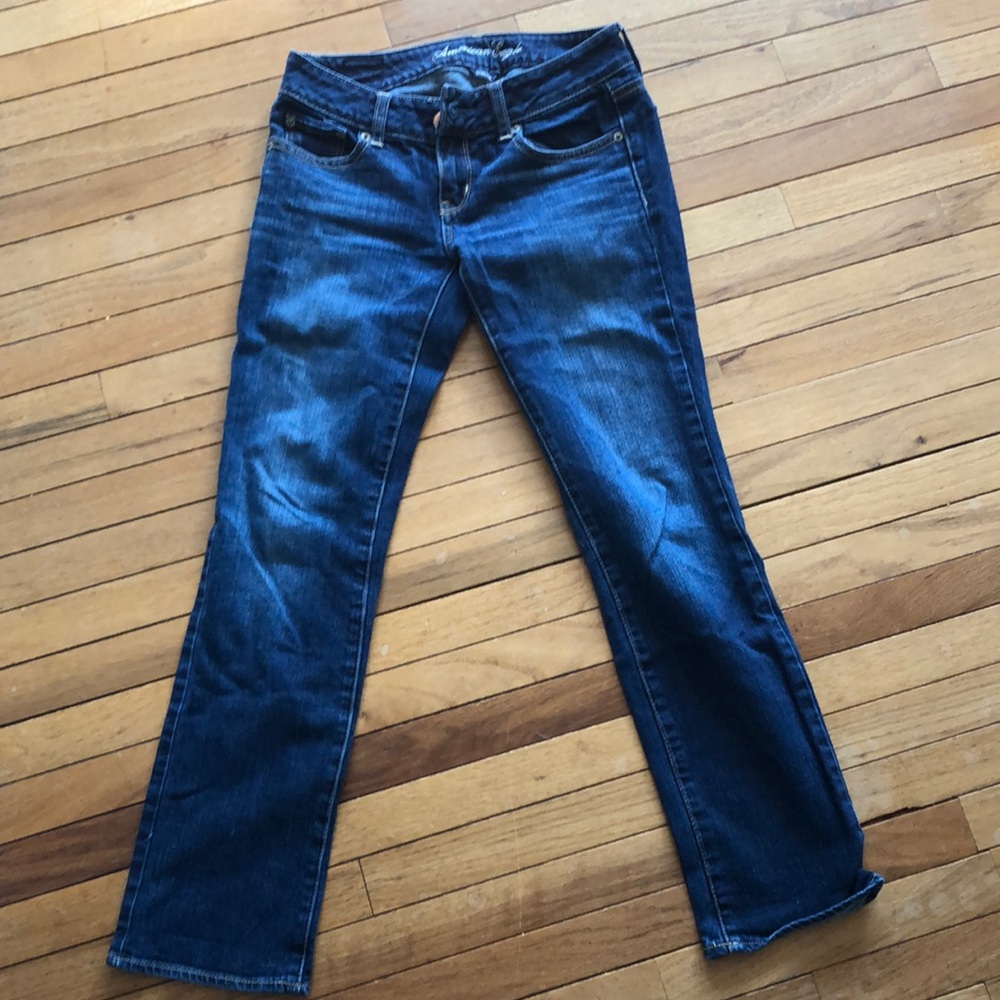 American Eagle 0 short dark wash stretch jeans